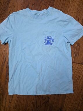 chubbies Men's Pale Blue Pocket Tee with Coastal Graphic sz Med